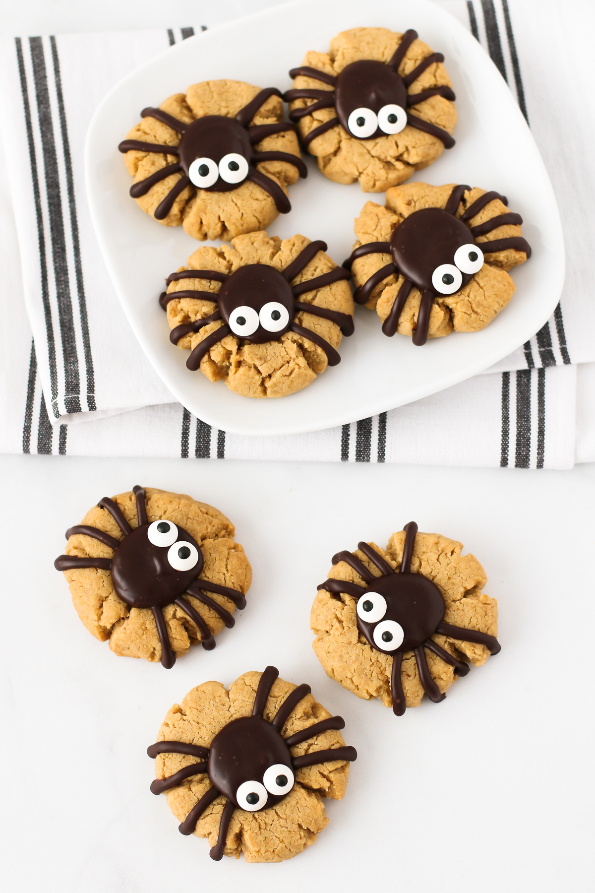 gluten free vegan peanut butter spider cookies - Sarah Bakes Gluten Free